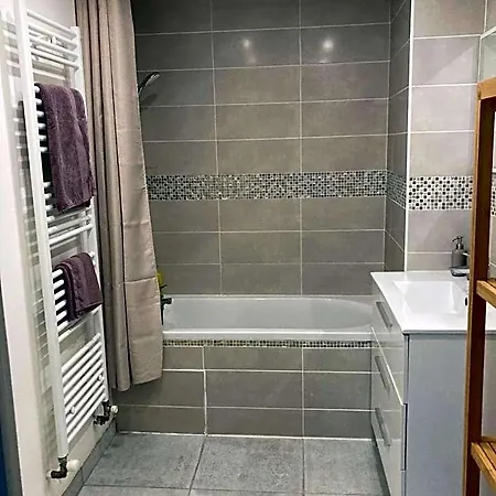 T3 Et Paisible A דירה *